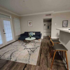 Cozy home in Downtown Houston Med Center Area